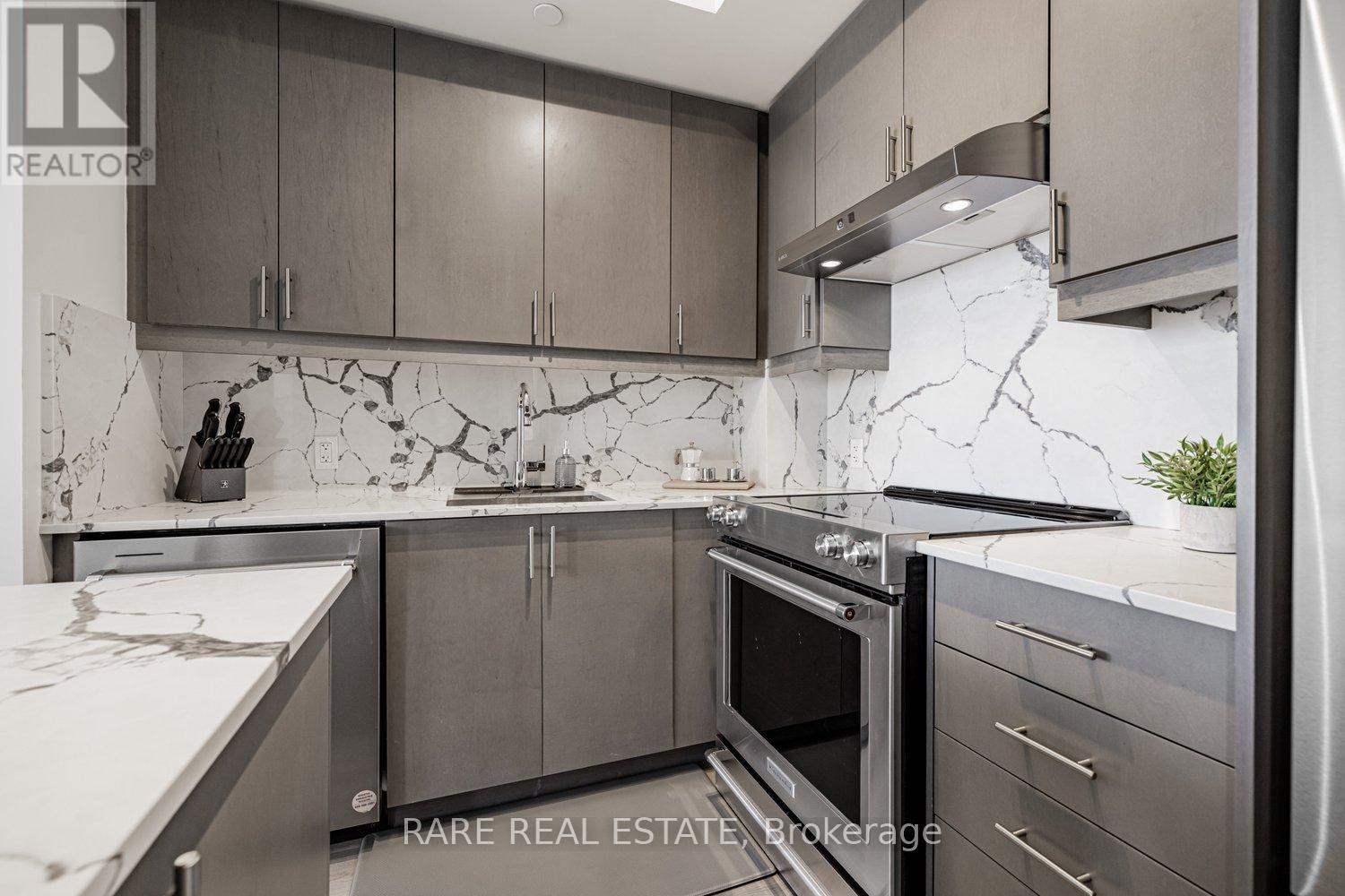 Photo 25 of 2110 9000 Jane Street, Vaughan ON