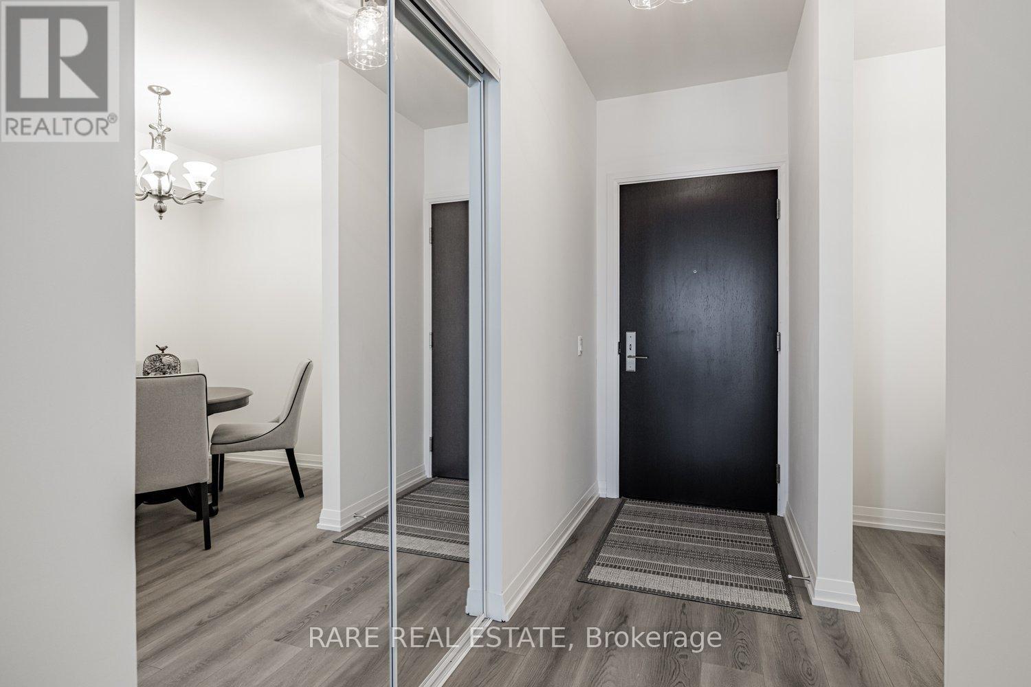 Photo 1 of 2110 9000 Jane Street, Vaughan ON