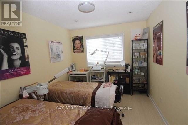 Photo 12 of 2 2 Cox Boulevard, Markham ON