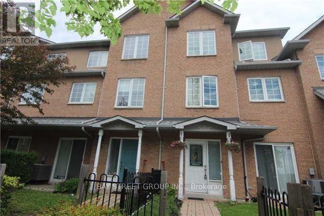 Photo 17 of 2 2 Cox Boulevard, Markham ON