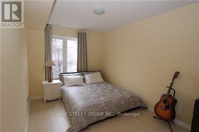 Photo 9 of 2 2 Cox Boulevard, Markham ON