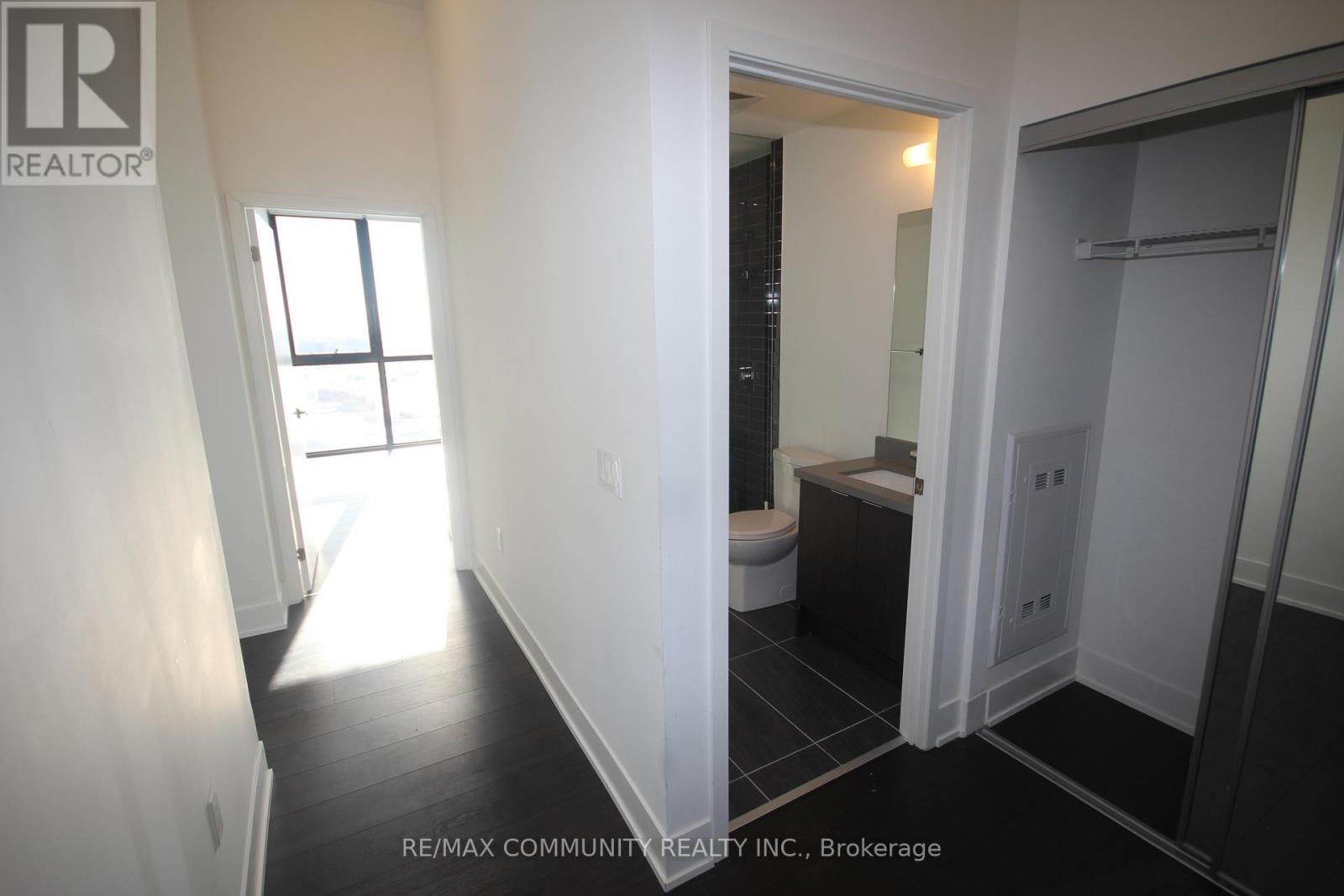 Photo 3 of 3002 2916 Highway 7, Vaughan ON