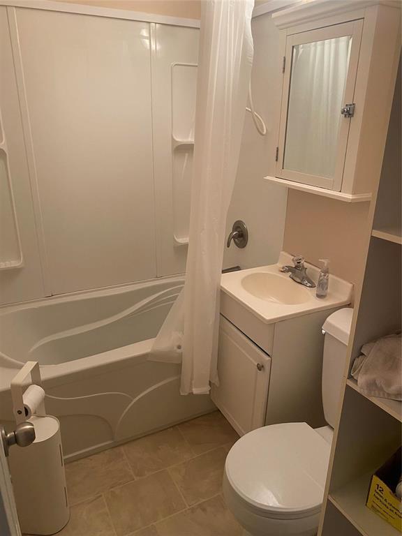 Photo 21 of 111 Worthington Avenue, Winnipeg MB