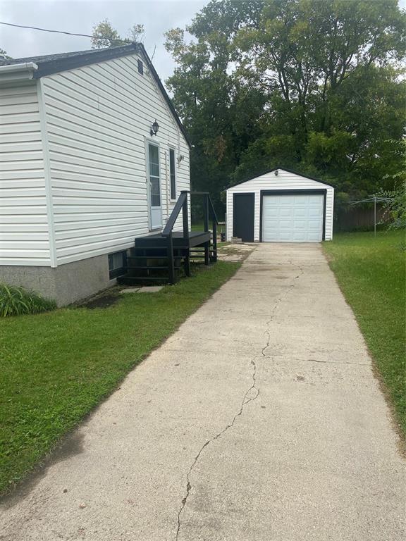 Photo 4 of 111 Worthington Avenue, Winnipeg MB