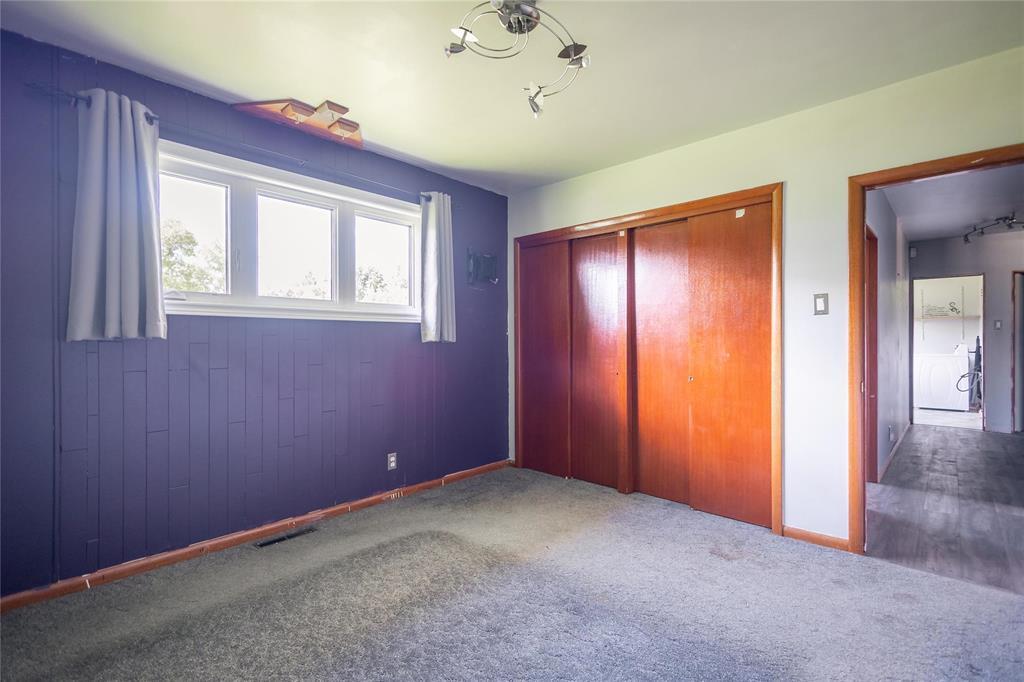 Photo 11 of 901 Colville Road, East Selkirk MB