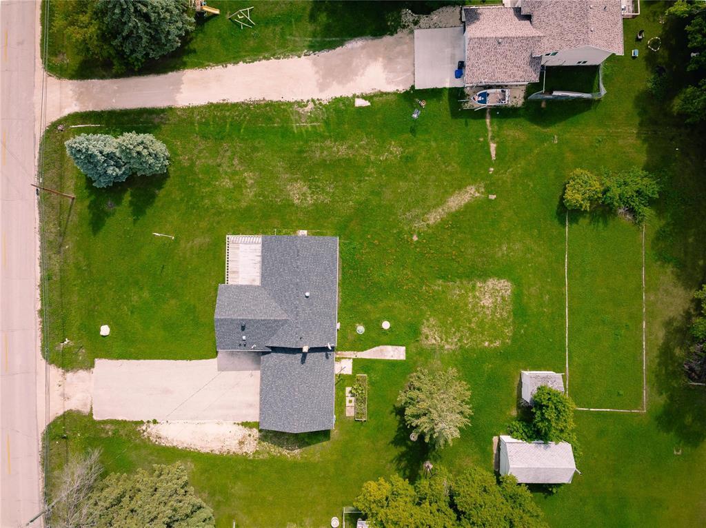 Photo 26 of 901 Colville Road, East Selkirk MB