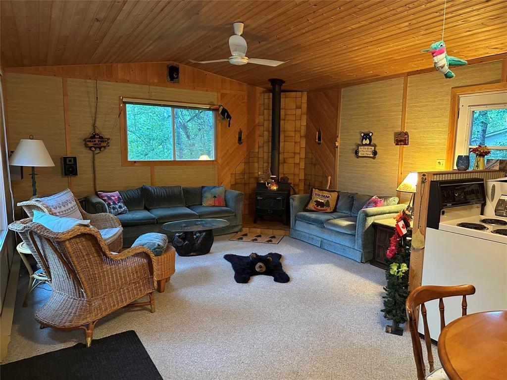 Photo 3 of 98 Lakeview Drive, Belair MB