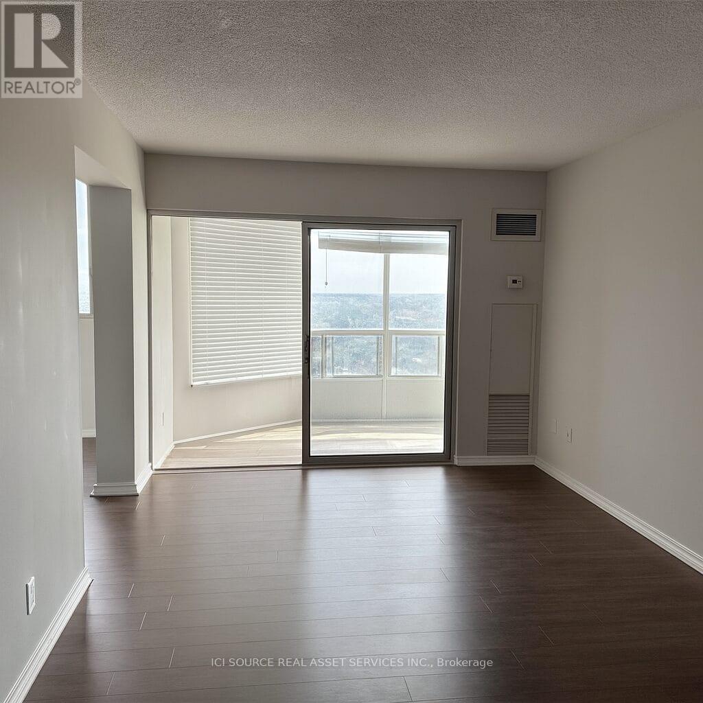 Photo 12 of 1211 135 Hillcrest Avenue, Mississauga ON