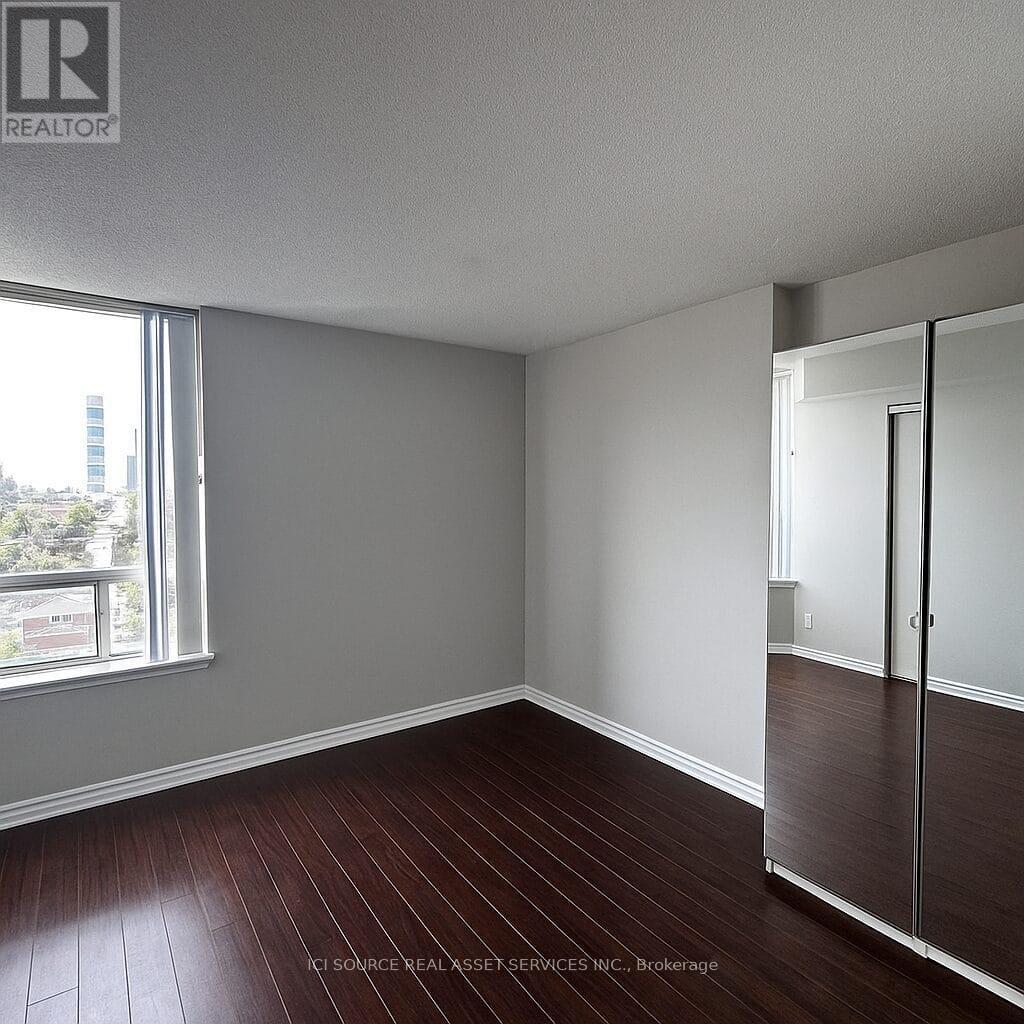 Photo 16 of 1211 135 Hillcrest Avenue, Mississauga ON