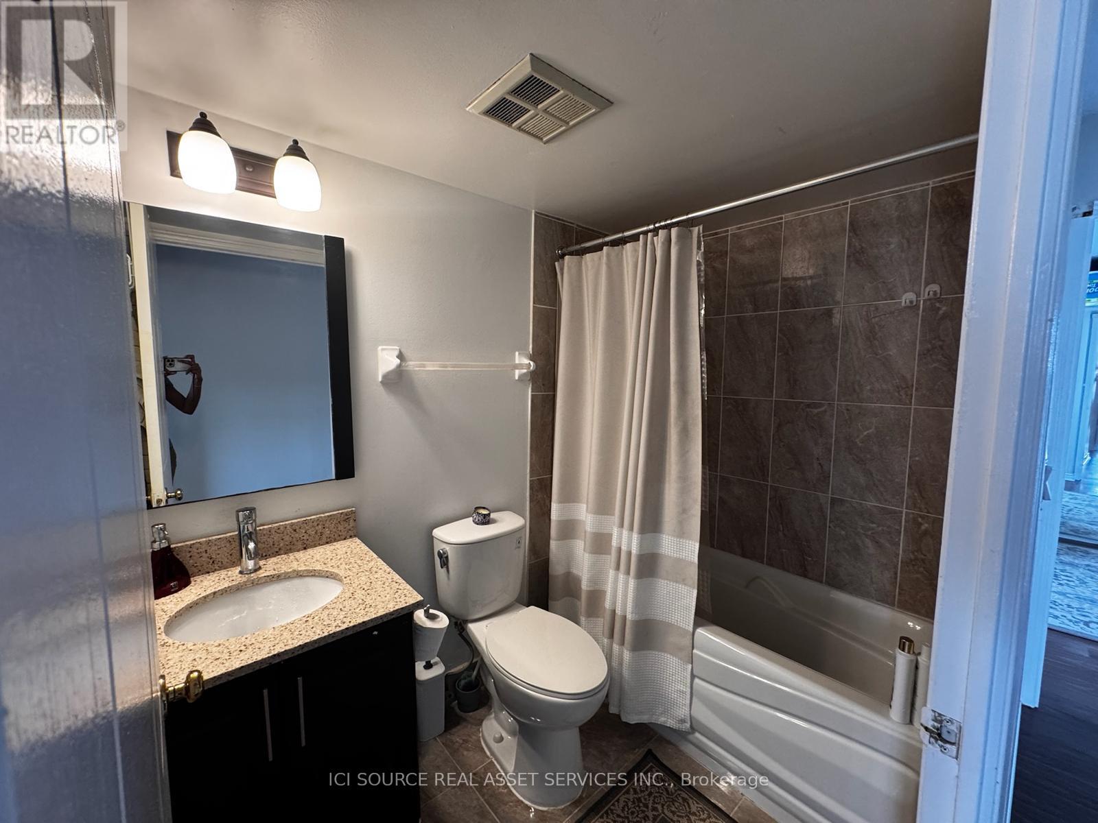 Photo 25 of 1211 135 Hillcrest Avenue, Mississauga ON