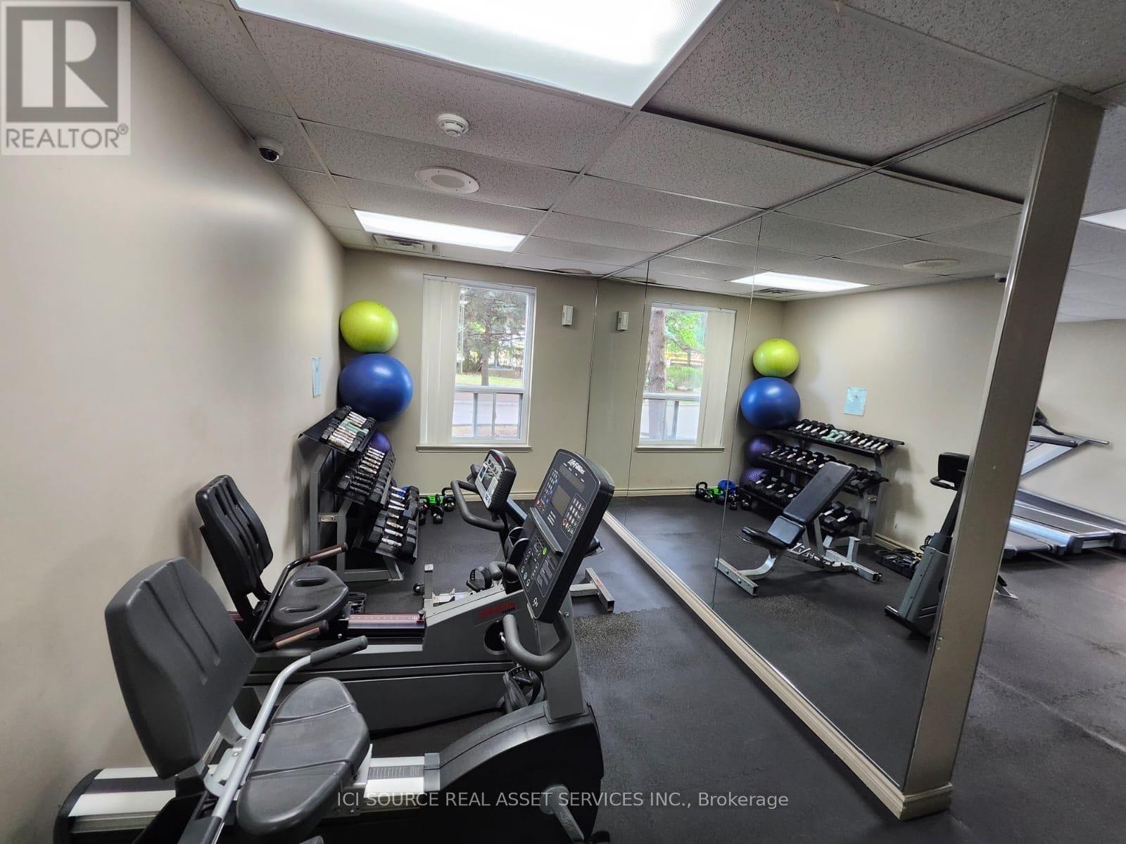 Photo 5 of 1211 135 Hillcrest Avenue, Mississauga ON