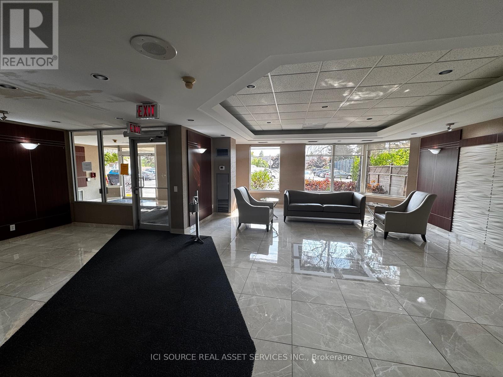 Photo 9 of 1211 135 Hillcrest Avenue, Mississauga ON