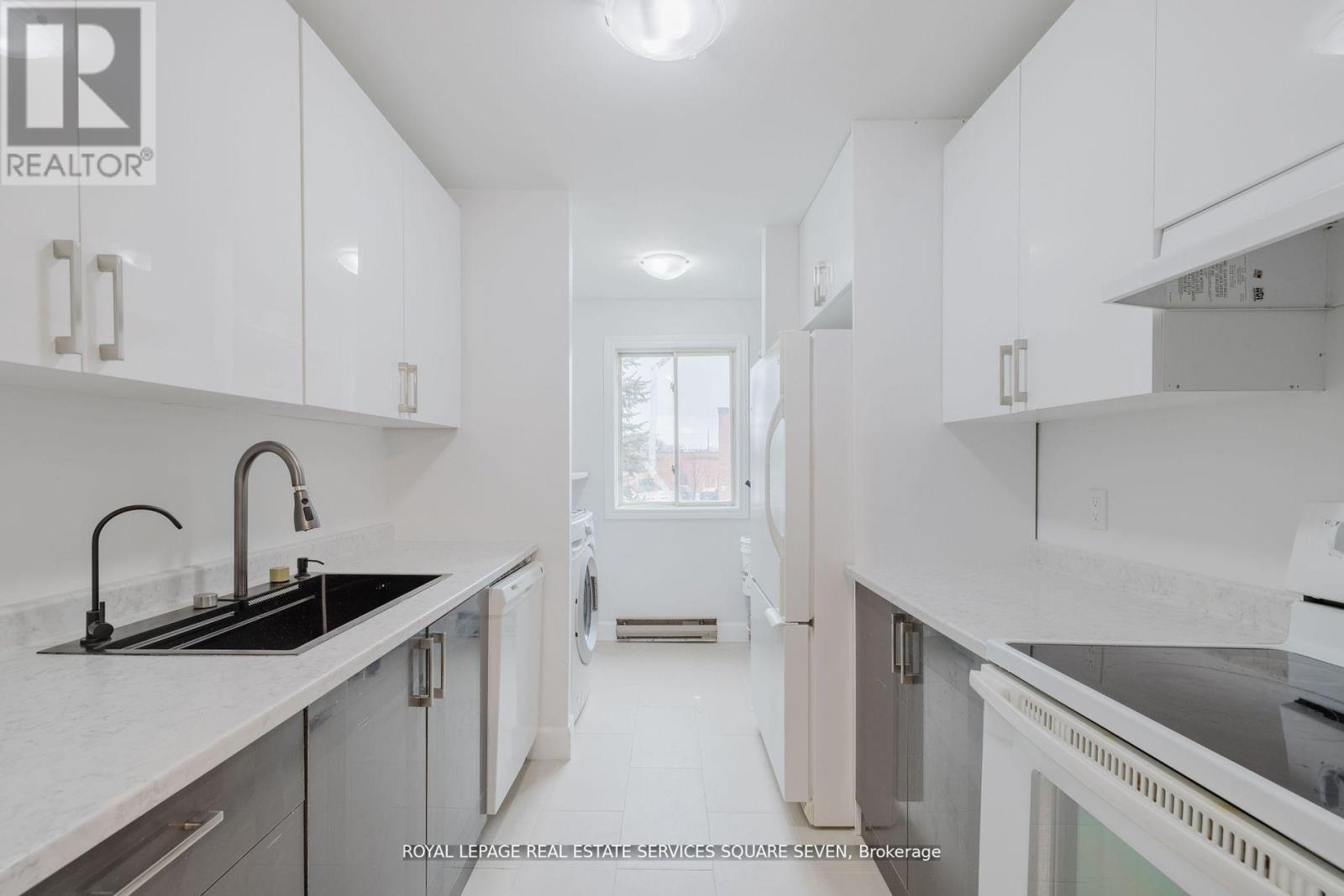 Photo 15 of 65 1096 Jalna Boulevard, London South ON