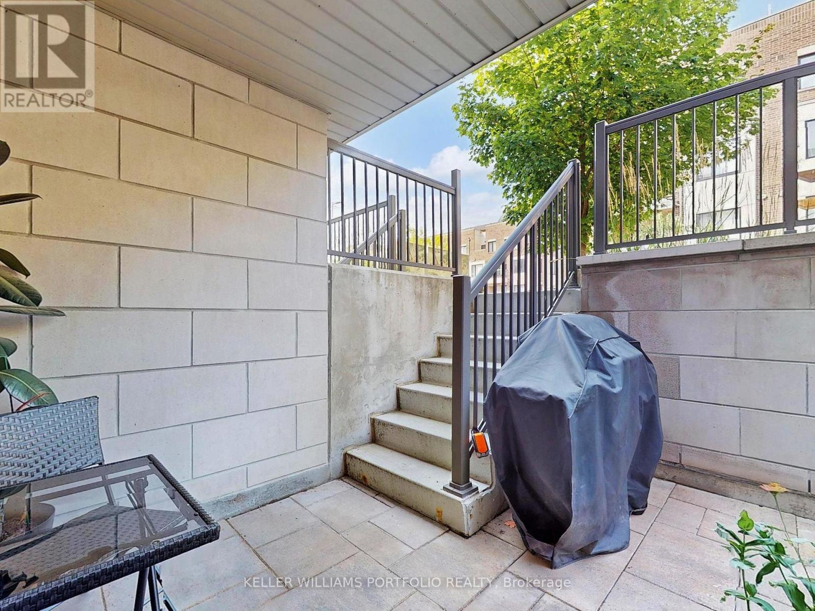 Photo 16 of 212 252 Royal York Road, Toronto ON