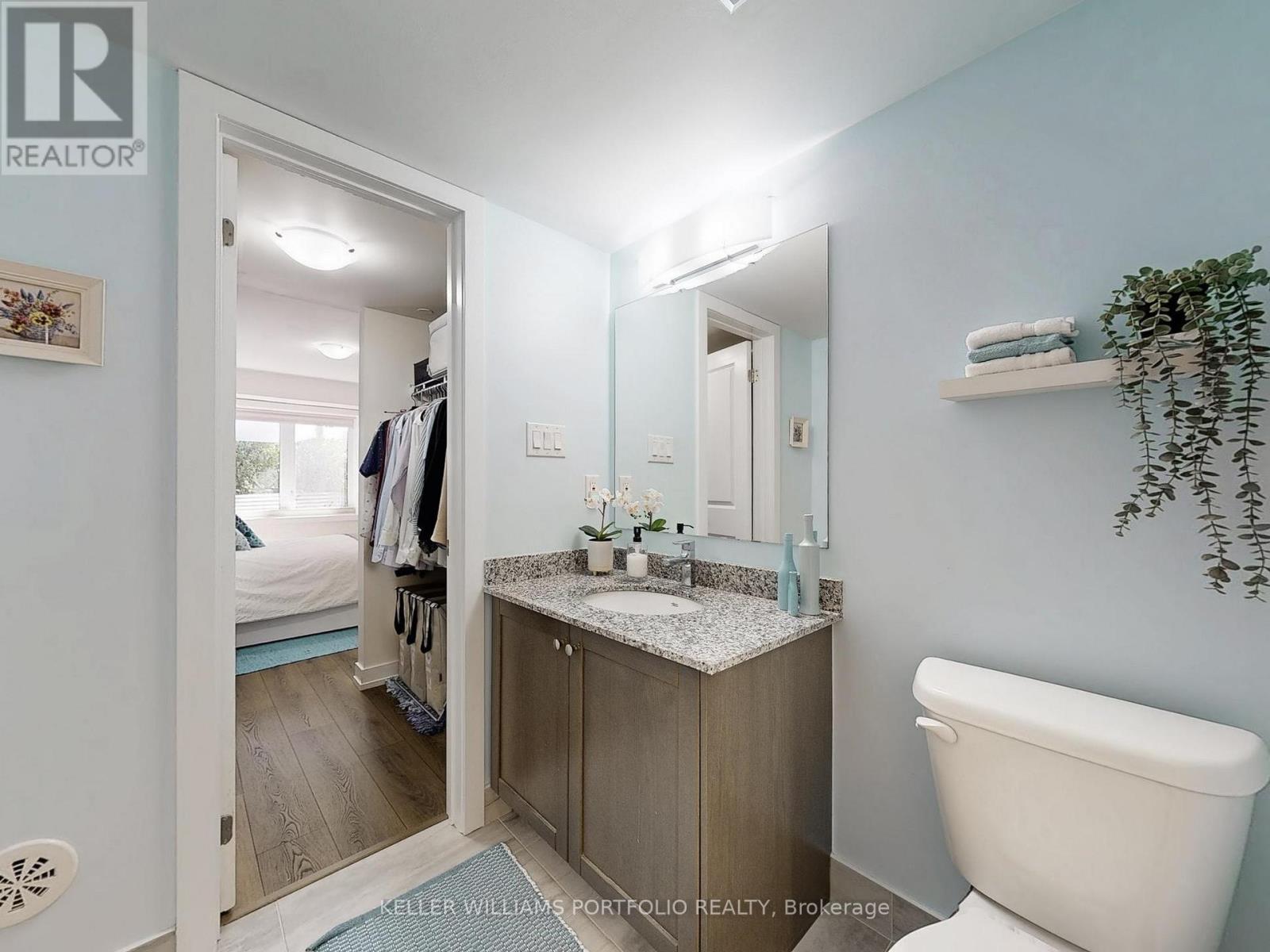 Photo 8 of 212 252 Royal York Road, Toronto ON