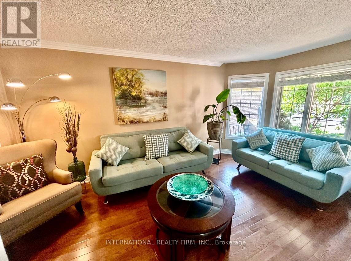 Photo 6 of 8912 Martin Grove Road, Vaughan ON