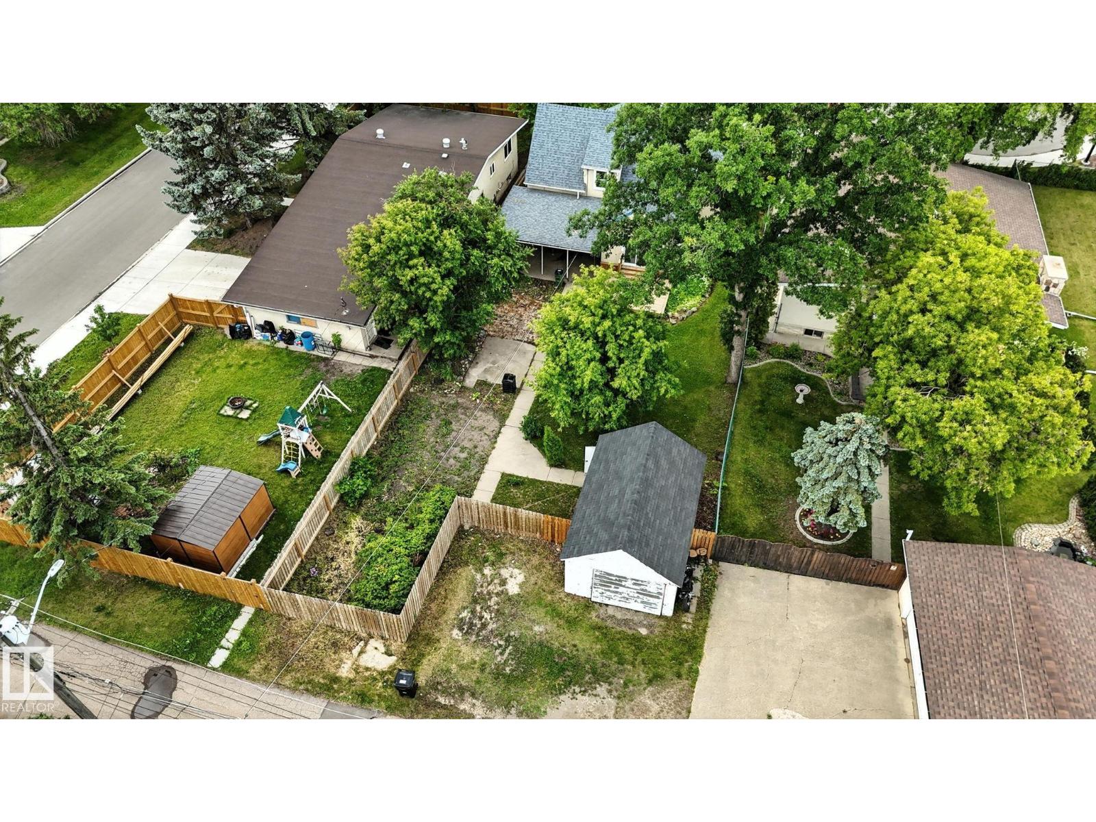 Photo 32 of 12509 81 St Nw, Edmonton AB