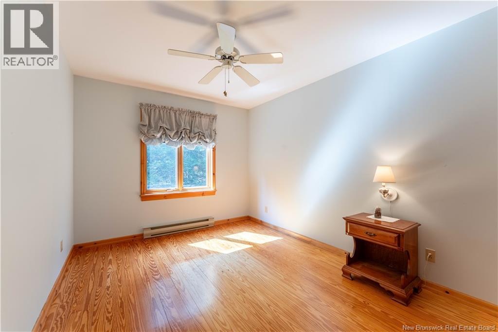 503 Glebe Road - 27