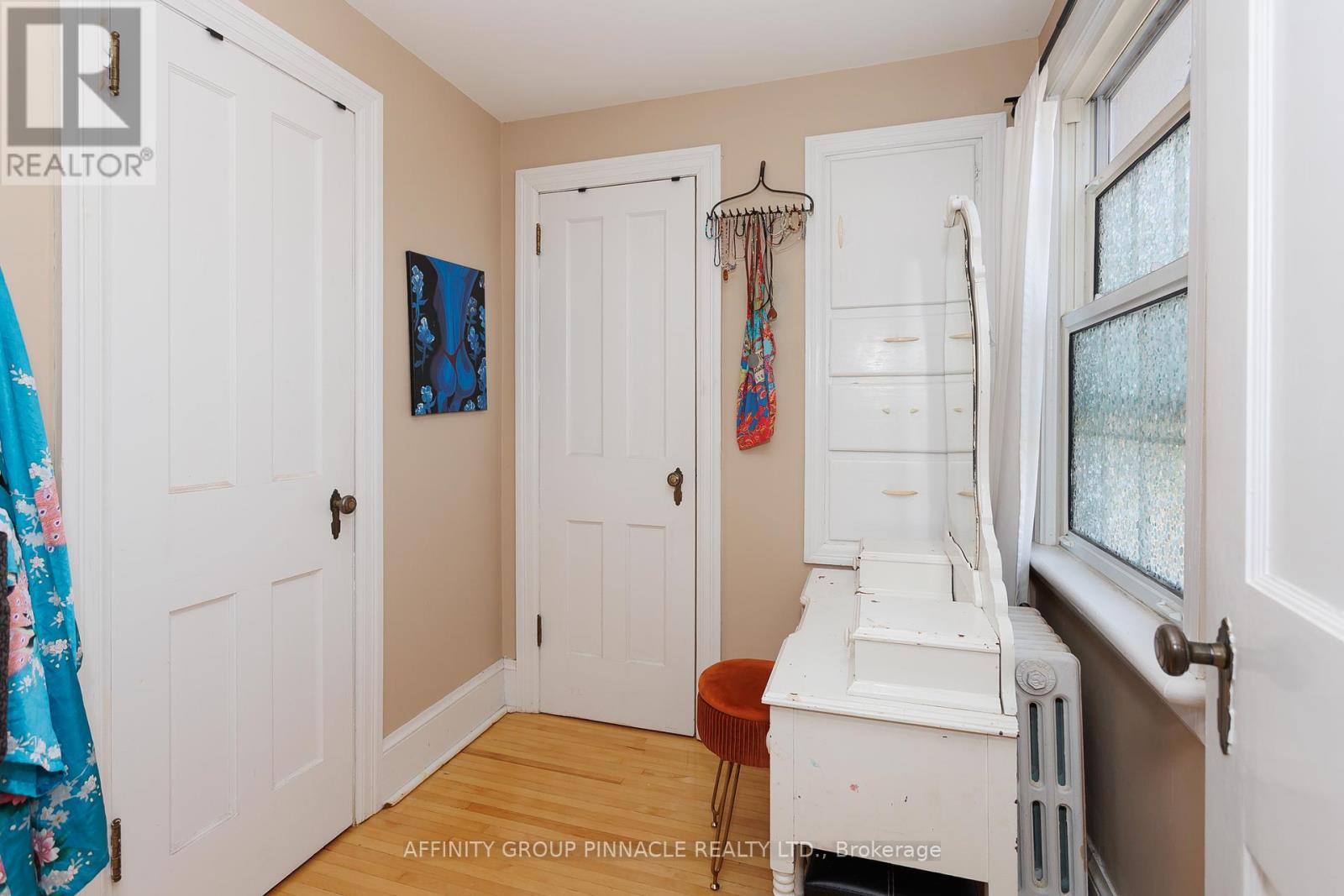 Photo 29 of 75 Bond Street W, Kawartha Lakes ON