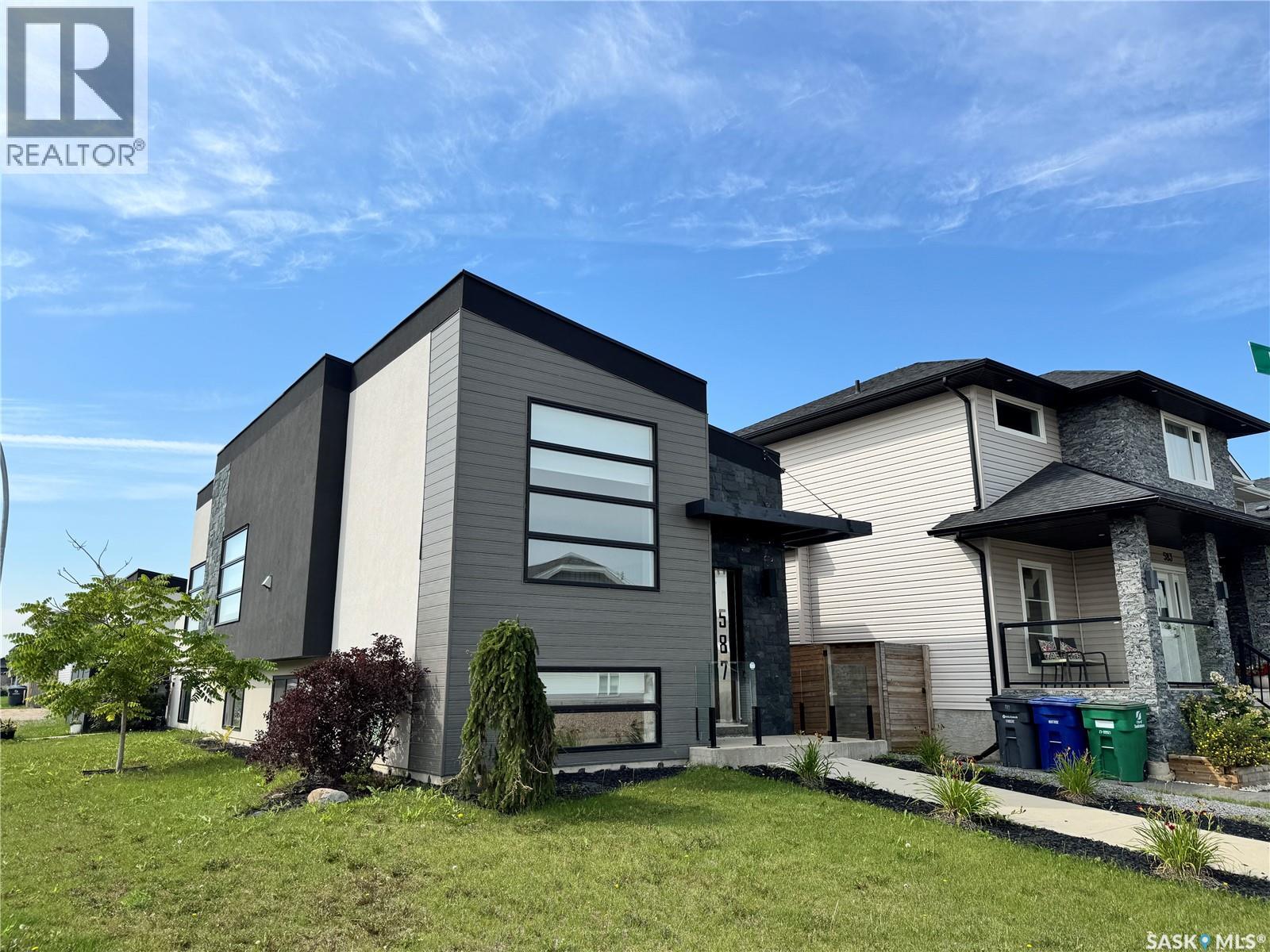 587 Kloppenburg CRESCENT, Saskatoon, Saskatchewan