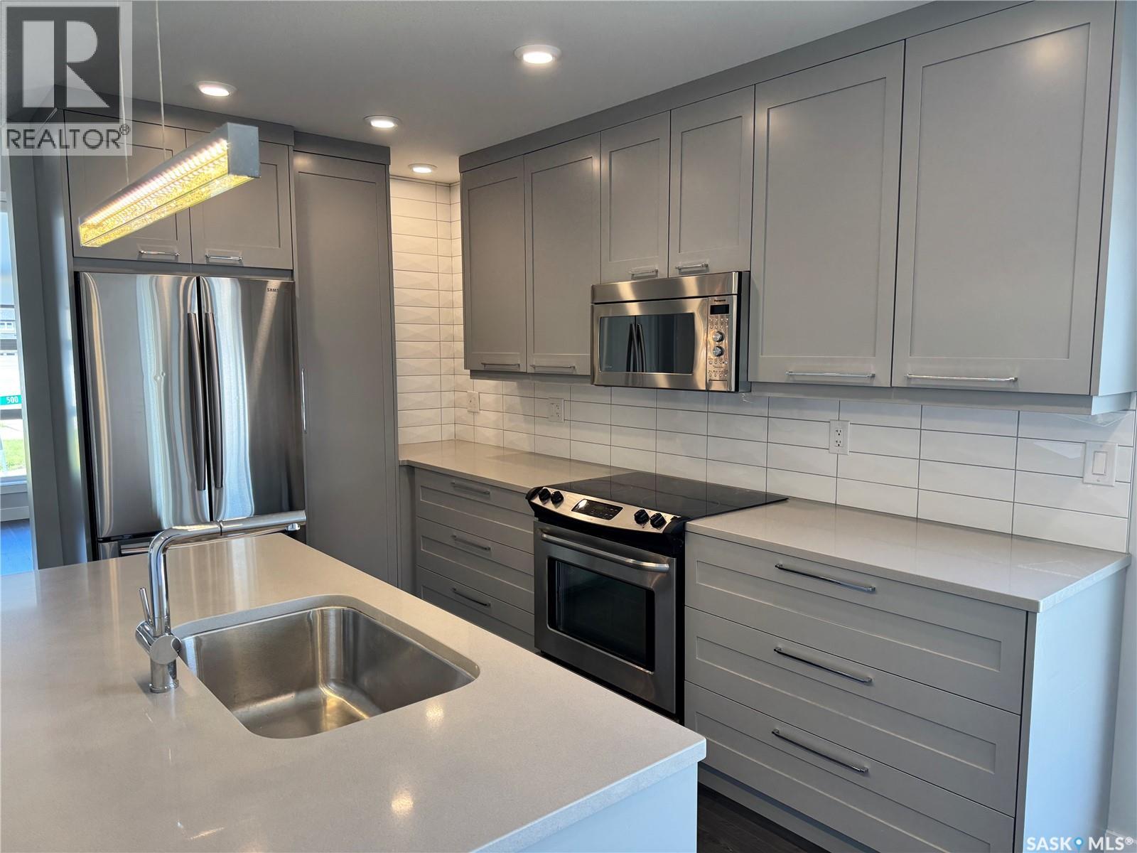 Single Family House Bi-level for Sale in  Kloppenburg CRESCENT Saskatoon 