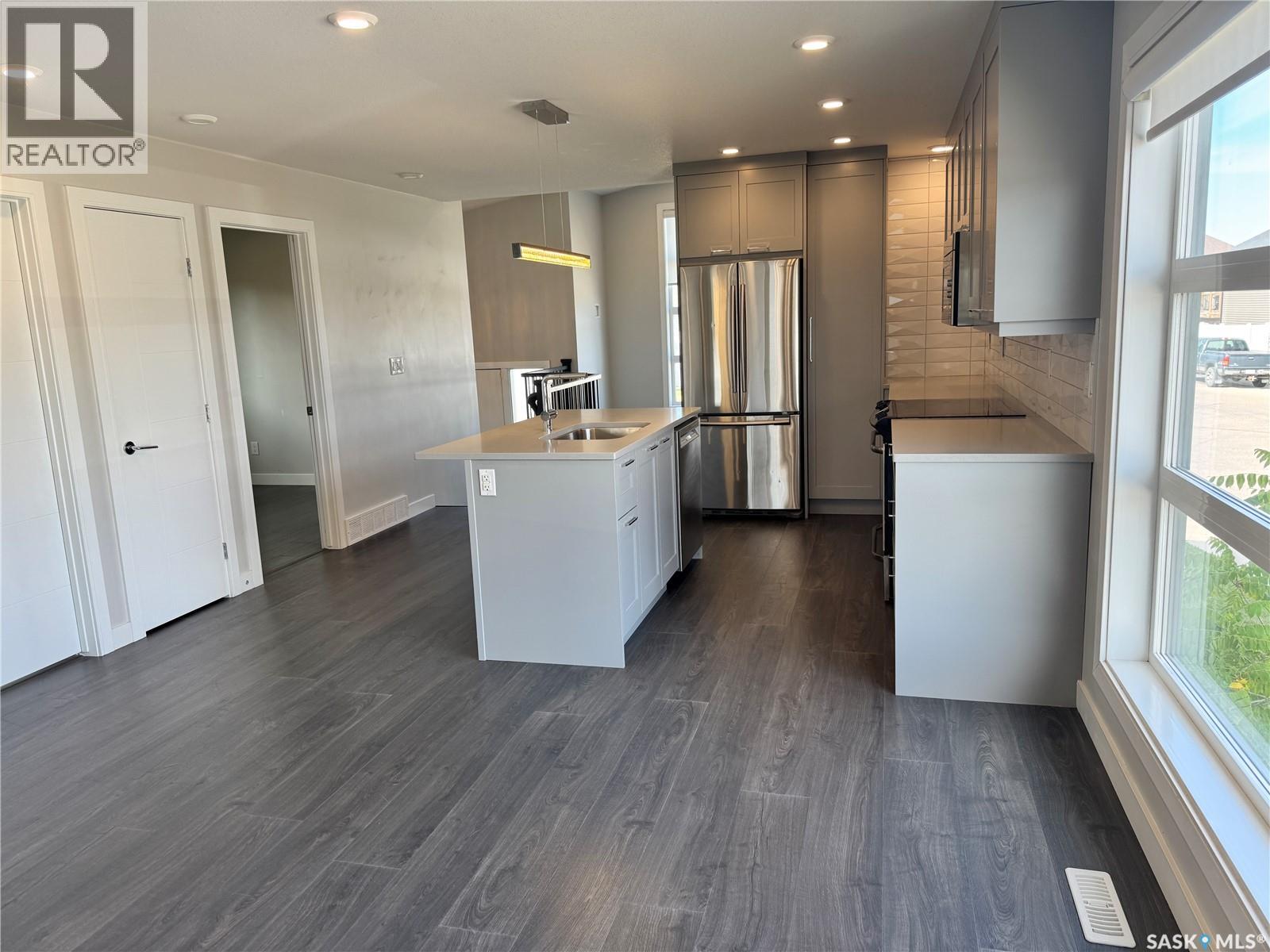 Single Family House Bi-level for Sale in  Kloppenburg CRESCENT Saskatoon 
