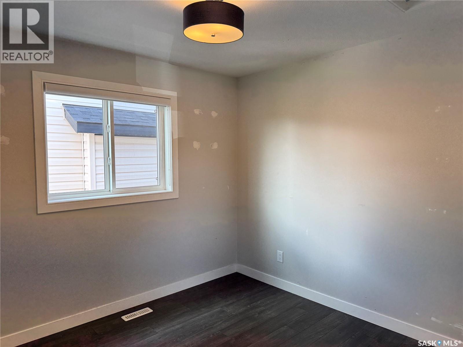 Single Family House Bi-level for Sale in  Kloppenburg CRESCENT Saskatoon 
