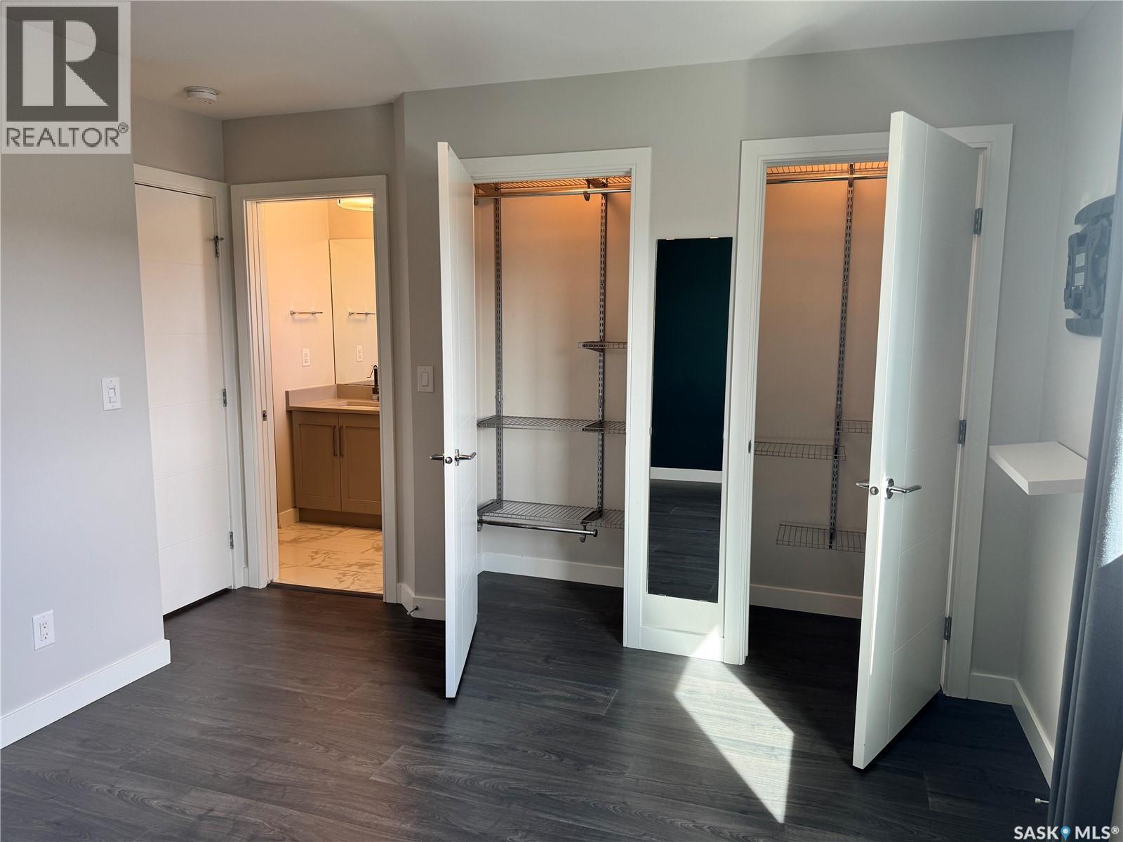 Single Family House Bi-level for Sale in  Kloppenburg CRESCENT Saskatoon 