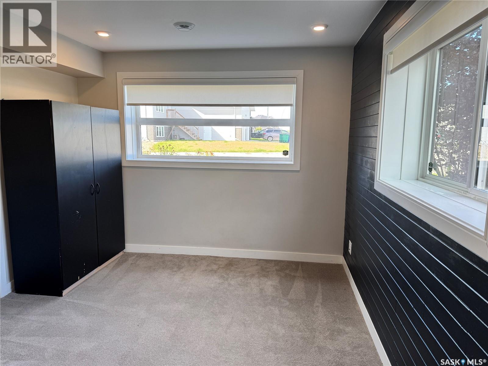 Single Family House Bi-level for Sale in  Kloppenburg CRESCENT Saskatoon 
