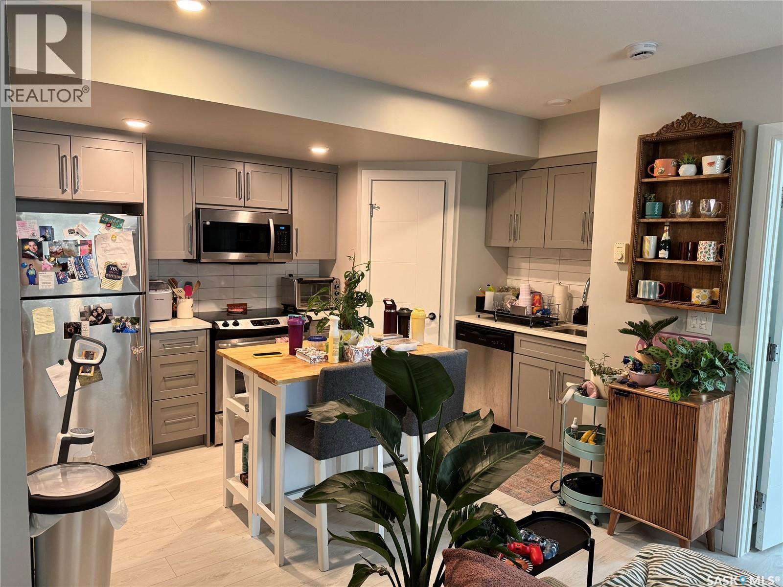 Single Family House Bi-level for Sale in  Kloppenburg CRESCENT Saskatoon 