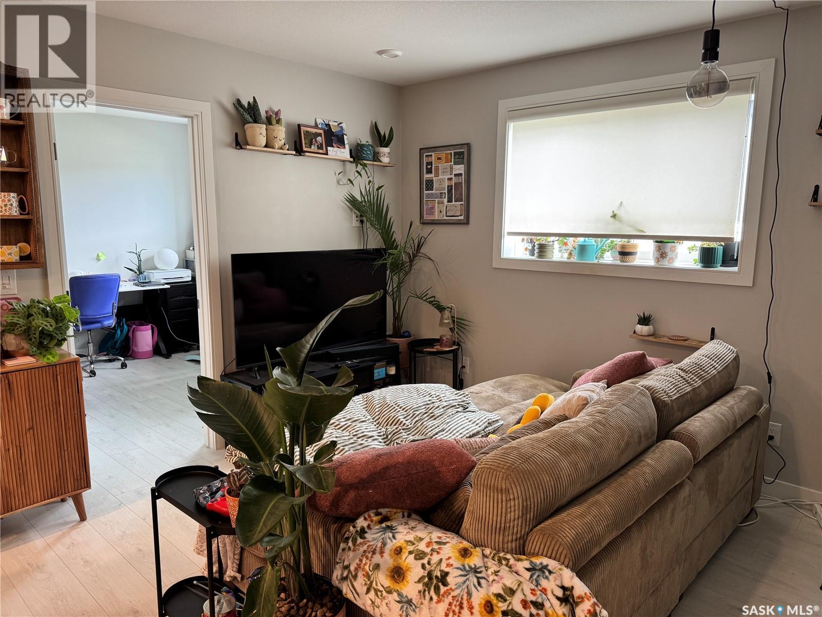 Single Family House Bi-level for Sale in  Kloppenburg CRESCENT Saskatoon 