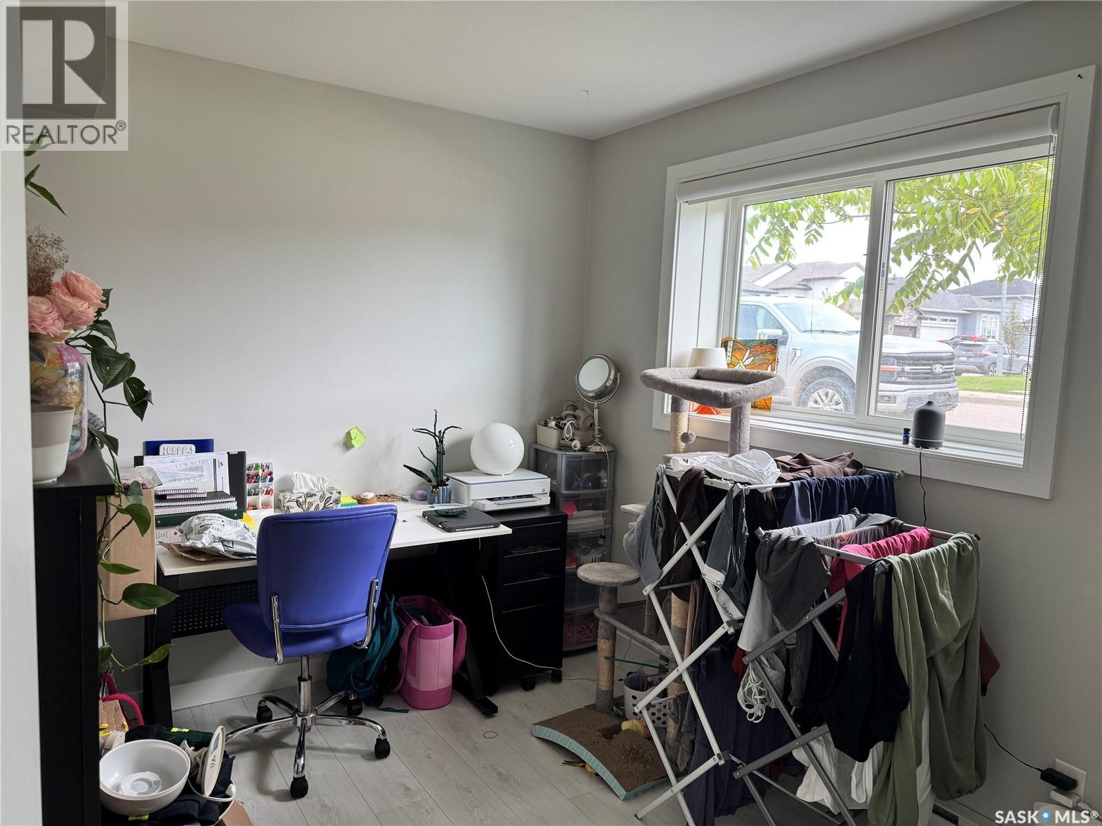 Single Family House Bi-level for Sale in  Kloppenburg CRESCENT Saskatoon 