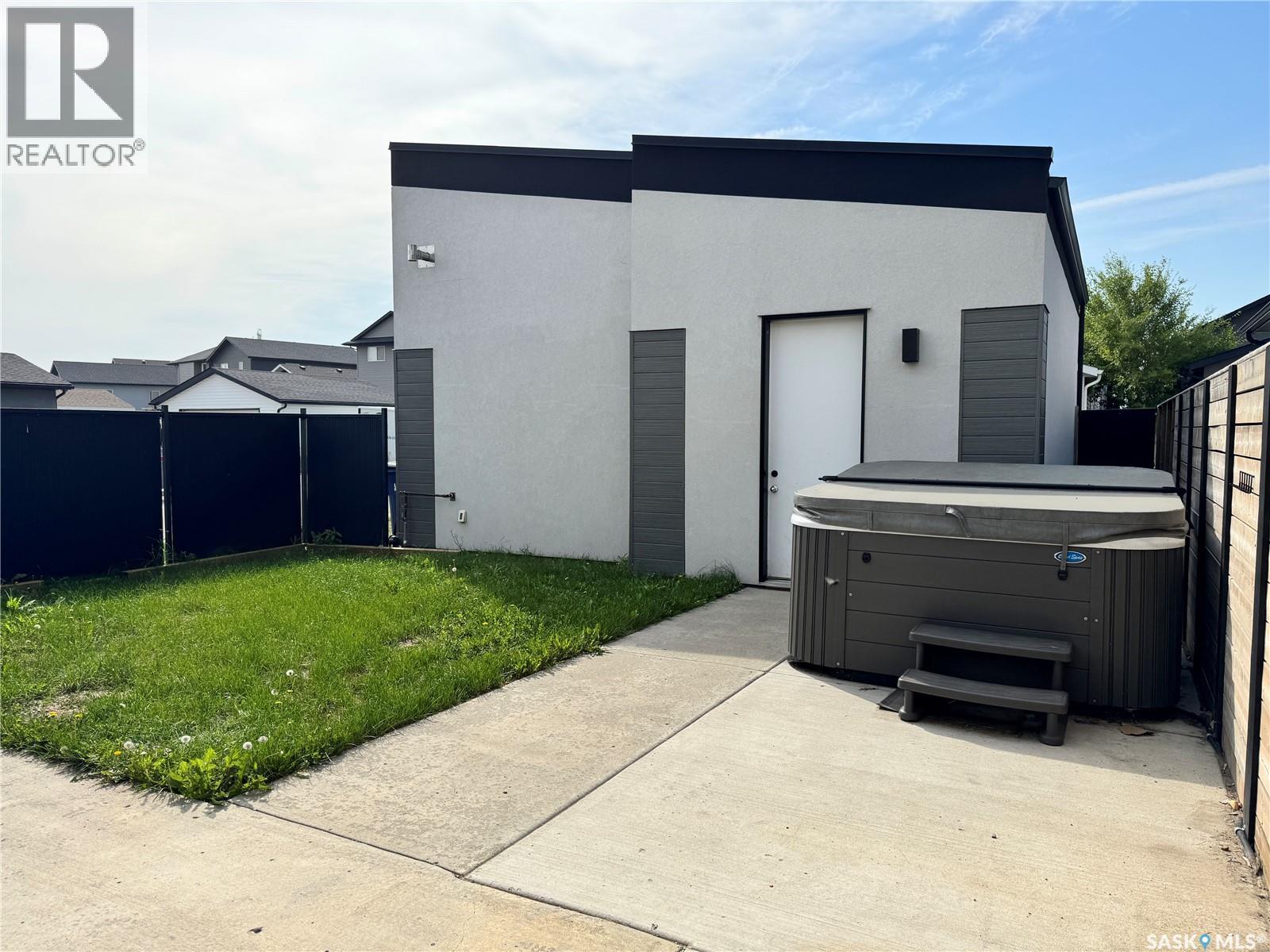 Single Family House Bi-level for Sale in  Kloppenburg CRESCENT Saskatoon 