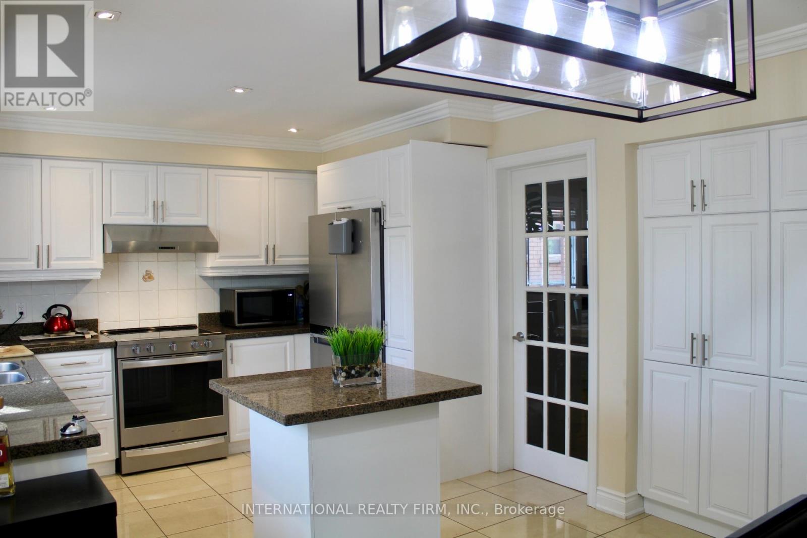 Photo 11 of 8912 Martin Grove Road, Vaughan ON