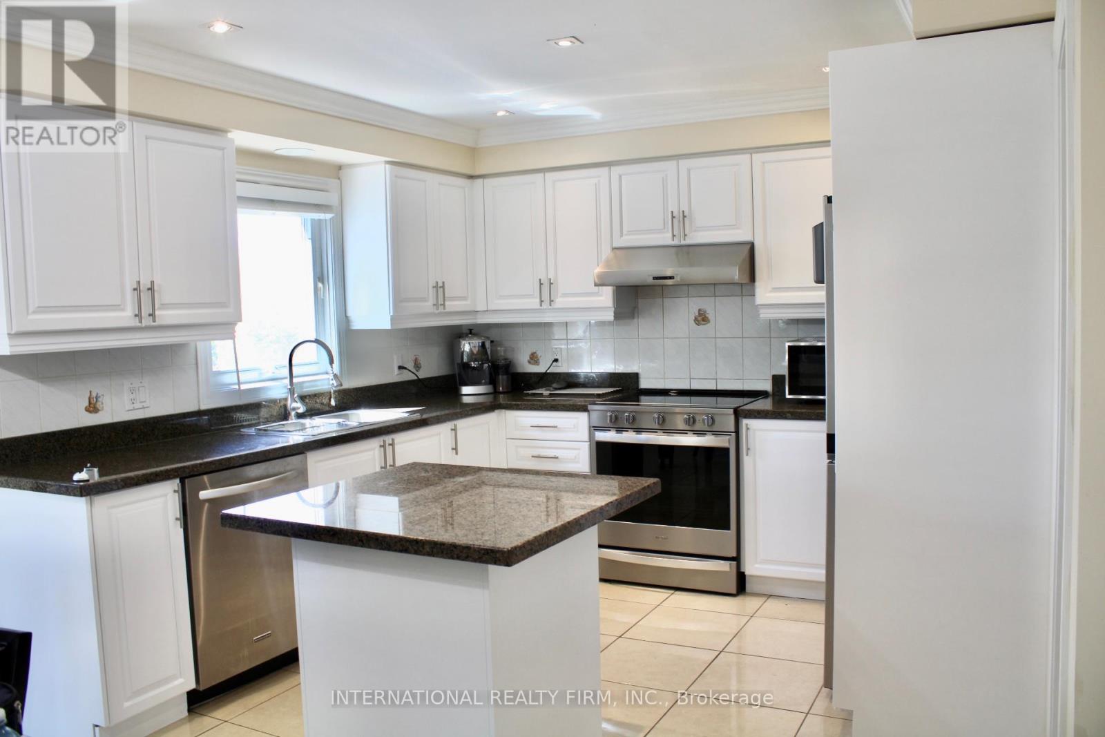 Photo 10 of 8912 Martin Grove Road, Vaughan ON