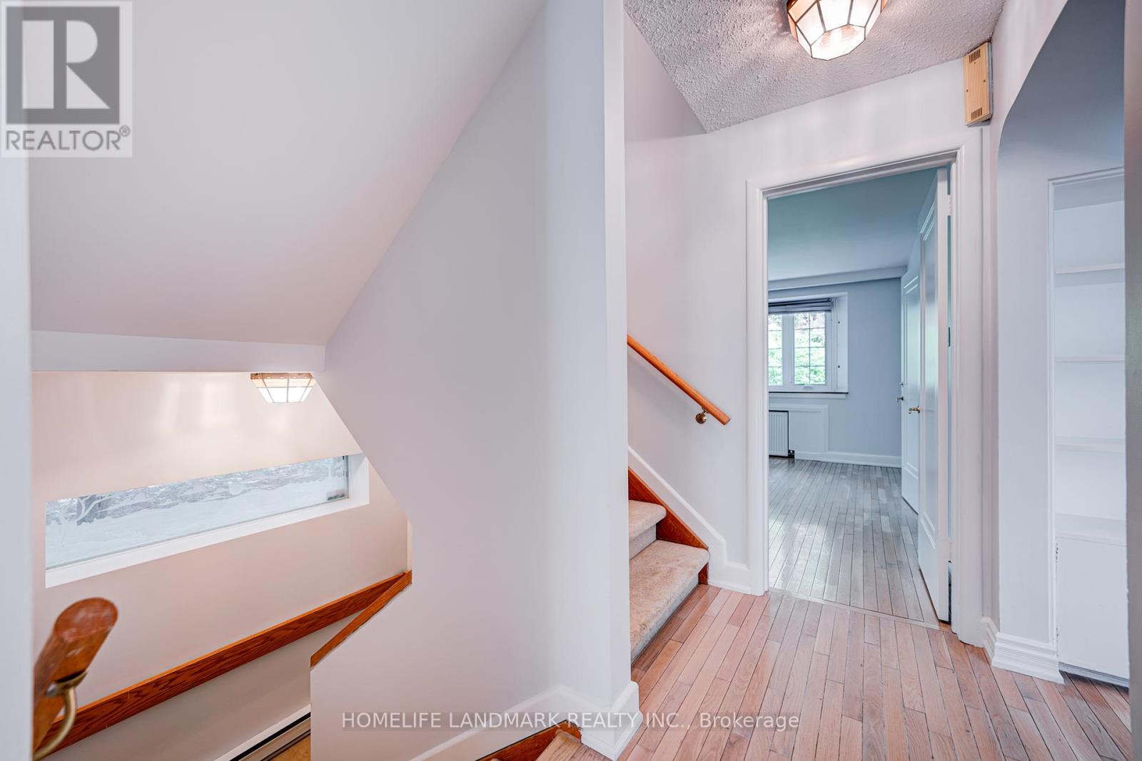 Photo 16 of 60 Fifeshire Road, Toronto ON