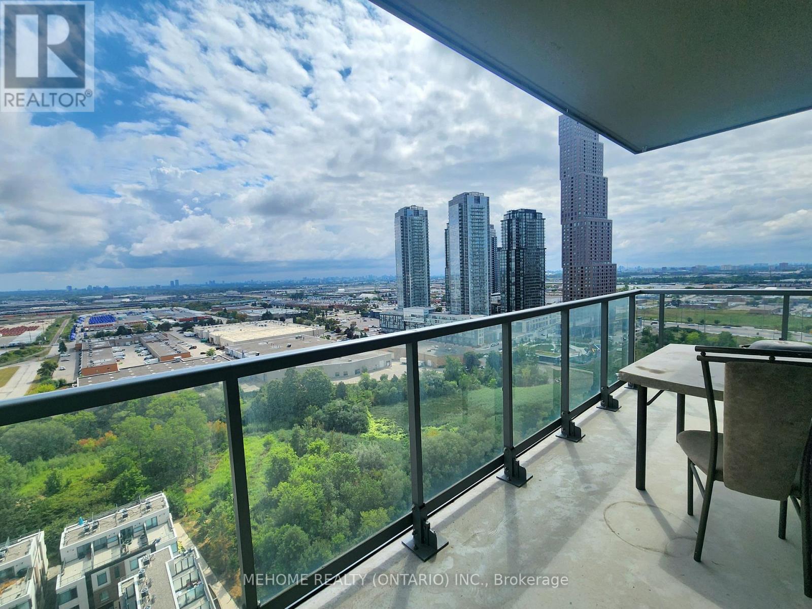Photo 5 of 2102 7895 Jane Street E, Vaughan ON