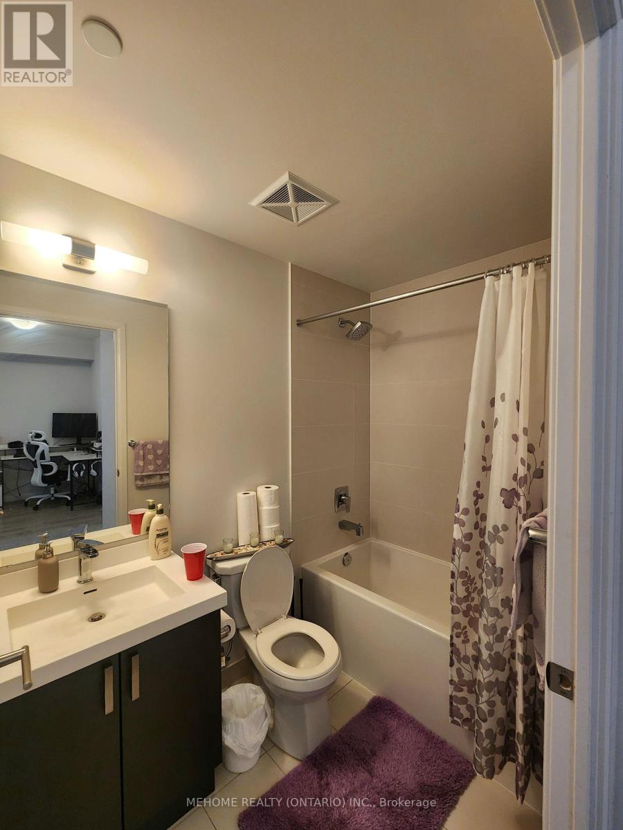 Photo 9 of 2102 7895 Jane Street E, Vaughan ON