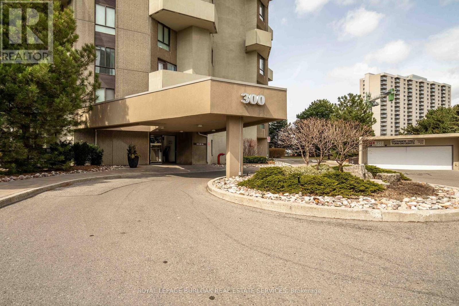 Photo 12 of C 34 300 Mill Road, Toronto ON