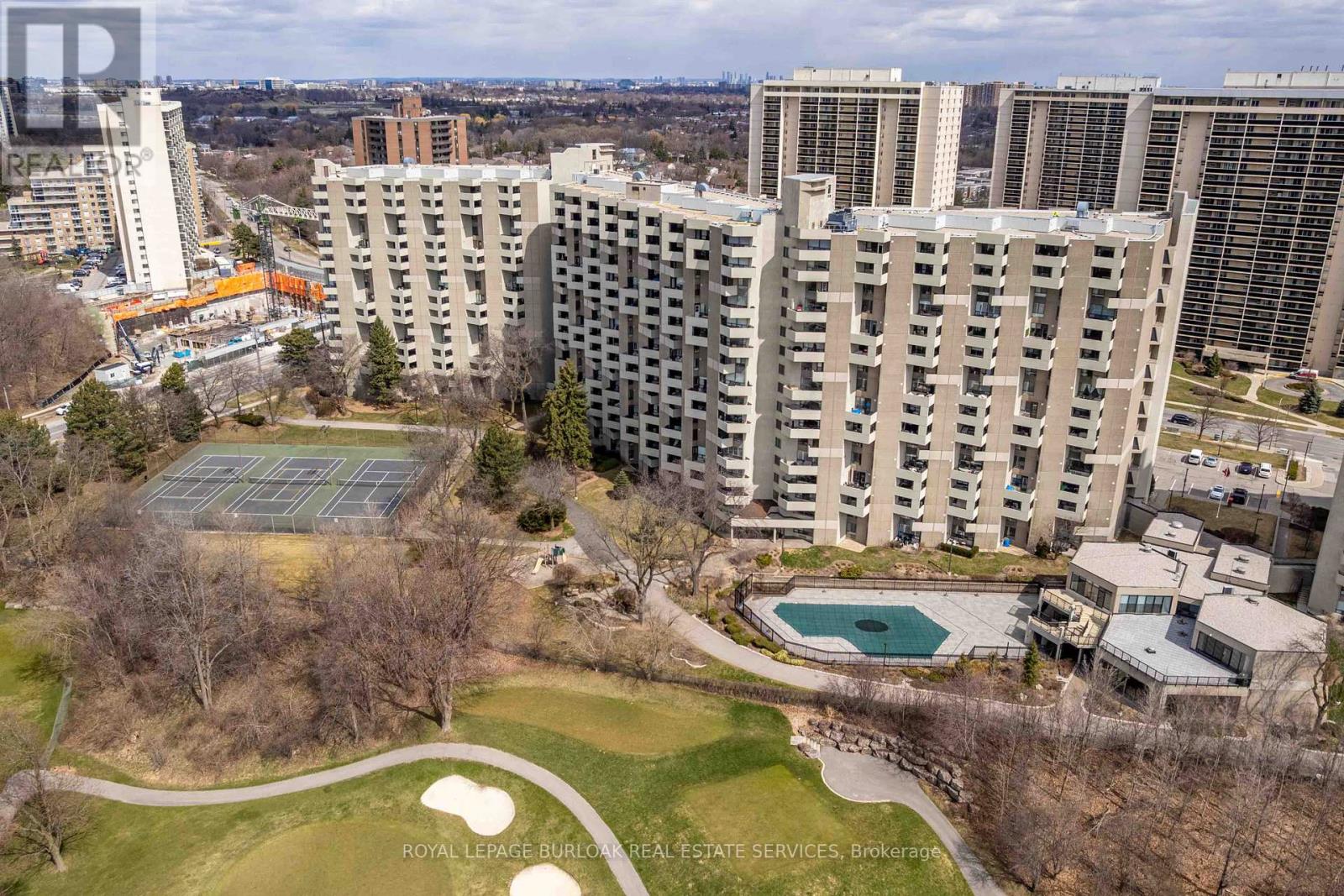 Photo 4 of C 34 300 Mill Road, Toronto ON