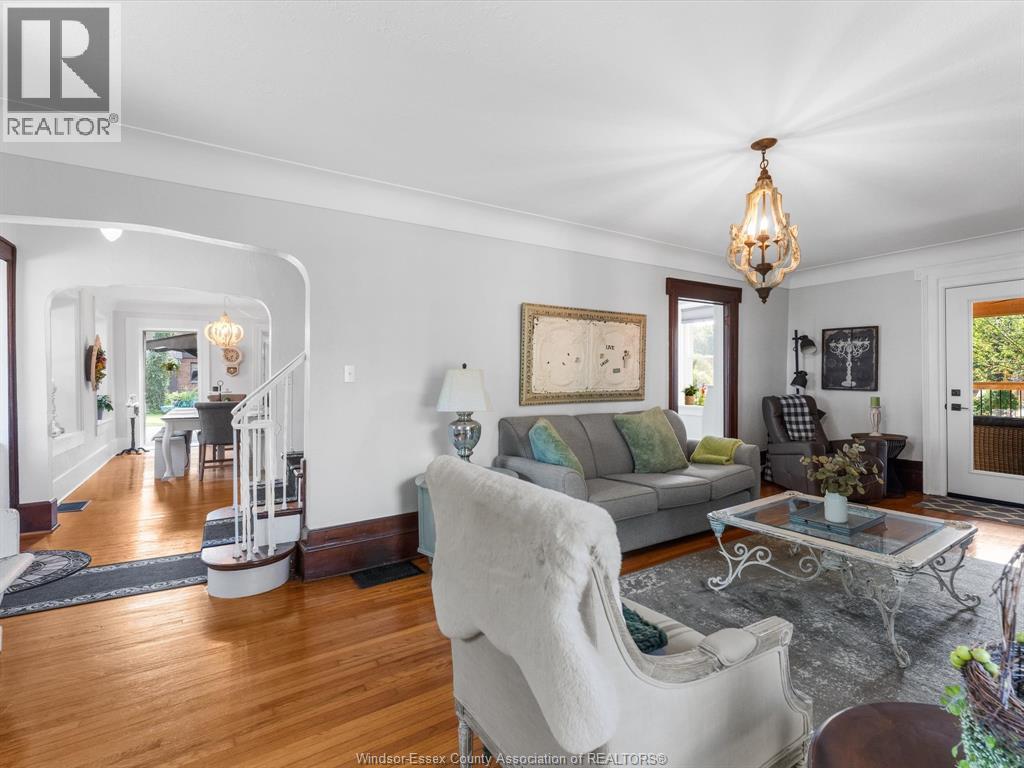 Photo 17 of 1203 Seacliff Drive East, Kingsville ON