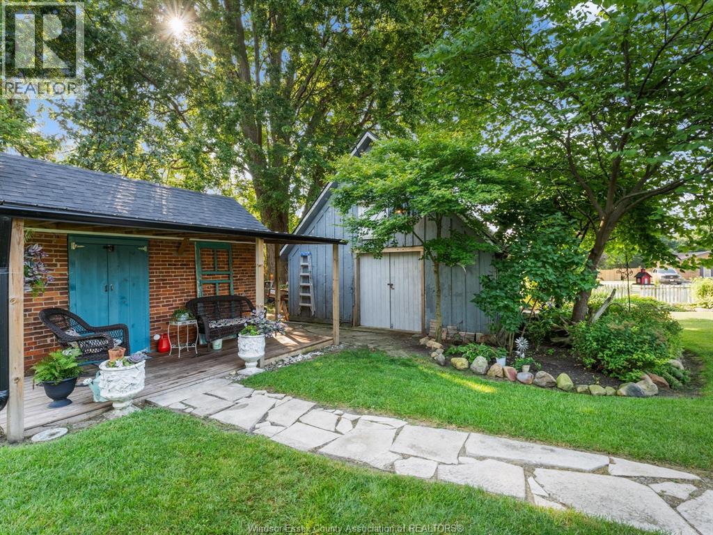 Photo 43 of 1203 Seacliff Drive East, Kingsville ON