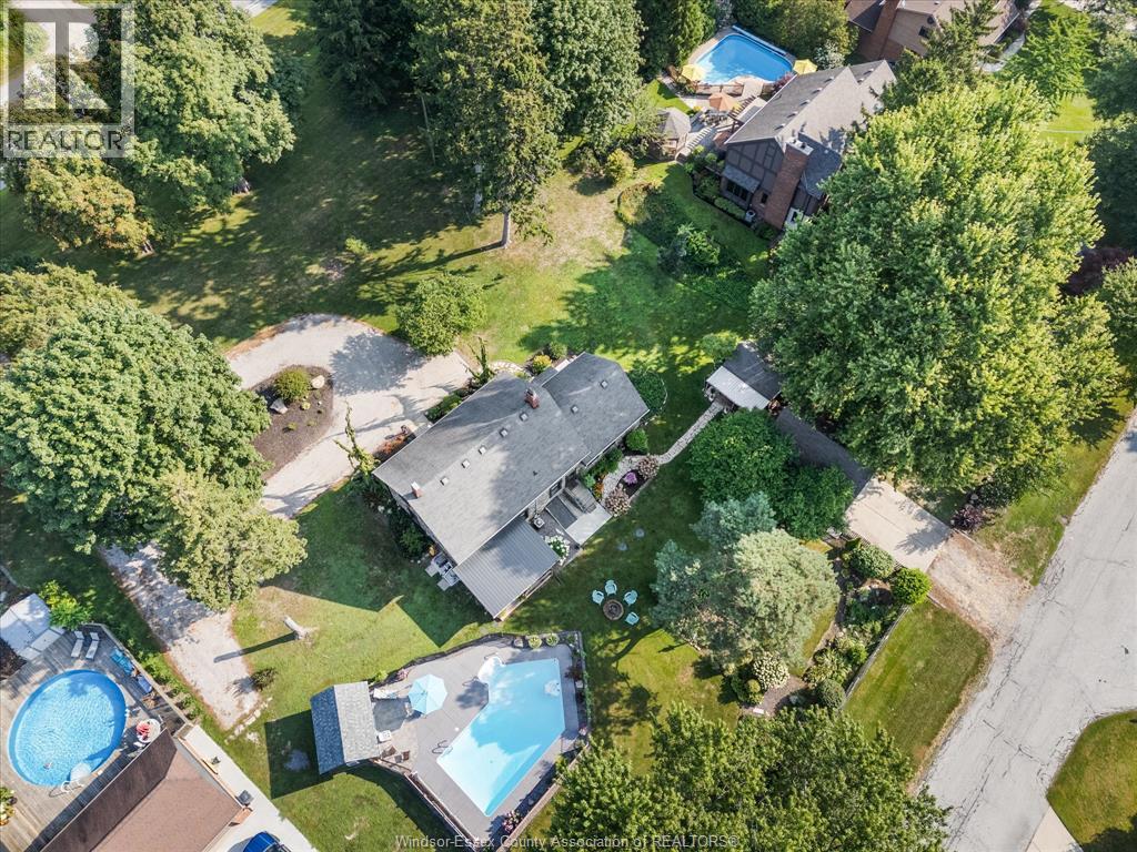 Photo 45 of 1203 Seacliff Drive East, Kingsville ON