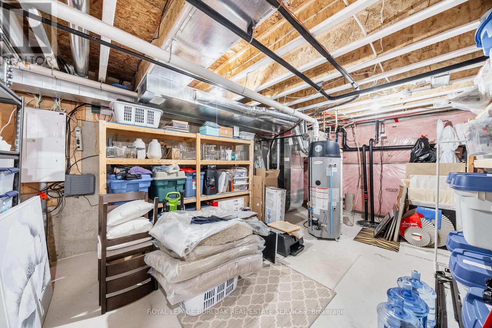 Photo 9 of 8 2362 New Street, Burlington ON