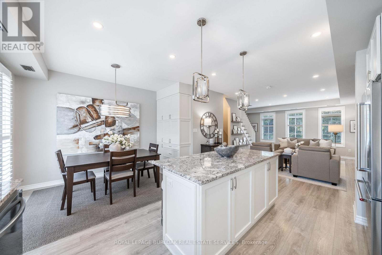 Photo 29 of 8 2362 New Street, Burlington ON