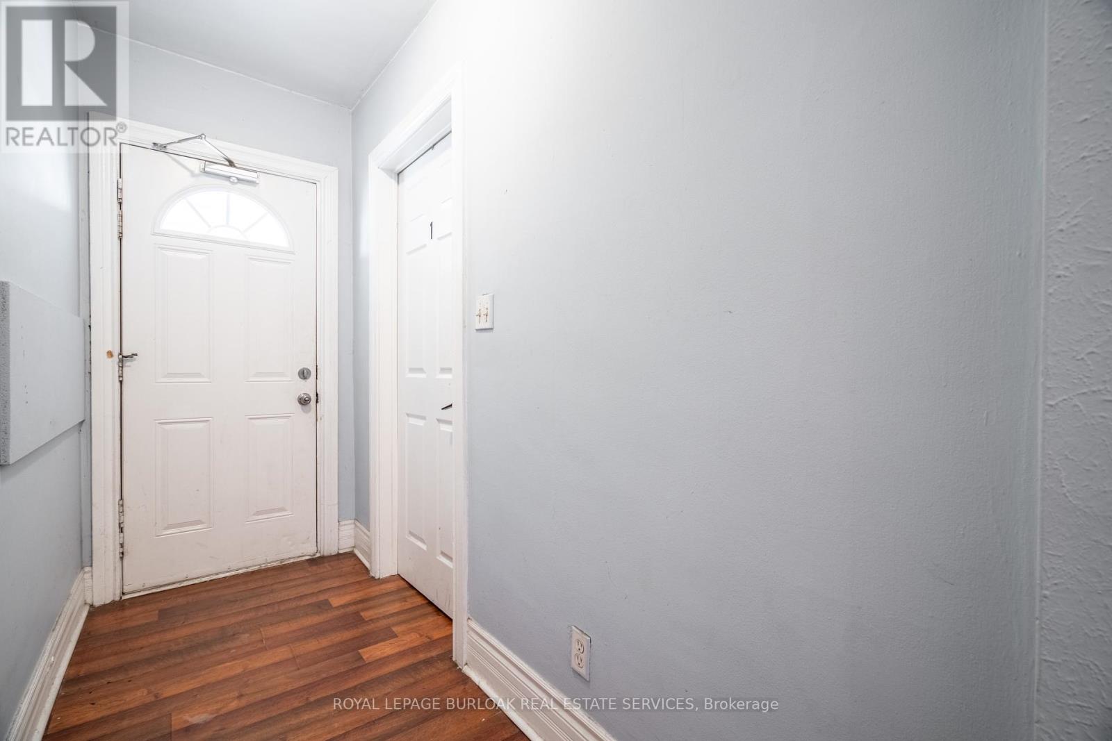 Photo 11 of 241 West 5th Street, Hamilton ON