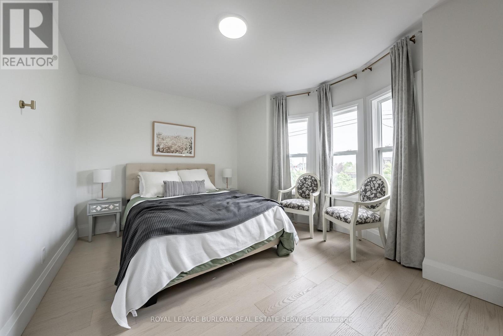 Photo 27 of 302 Dunsmure Road, Hamilton ON