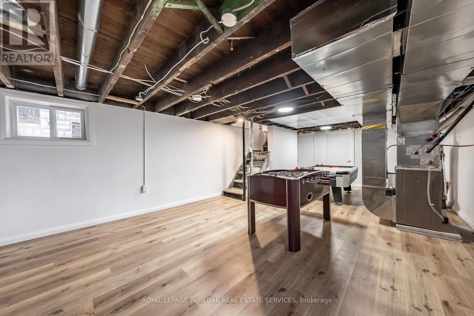 Photo 13 of 302 Dunsmure Road, Hamilton ON