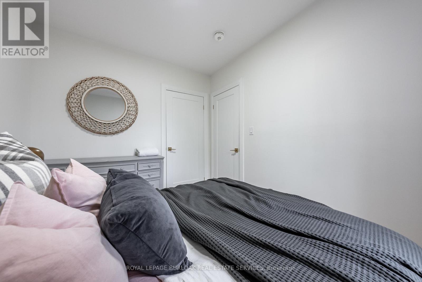 Photo 28 of 302 Dunsmure Road, Hamilton ON
