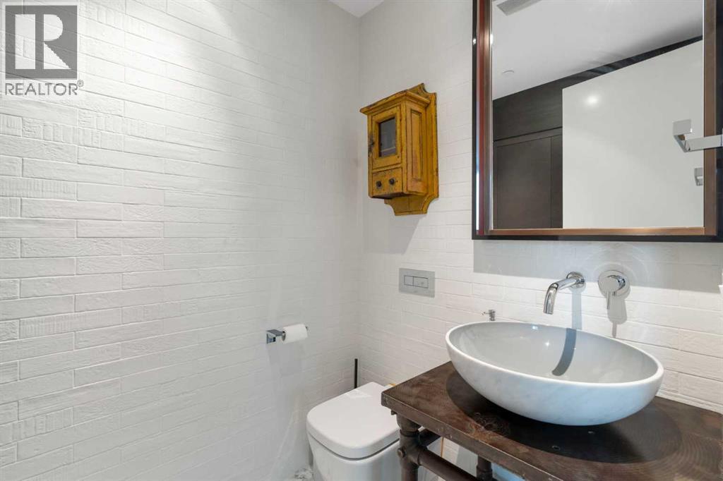 Single Family House for Sale in    Avenue SW Mission Calgary 